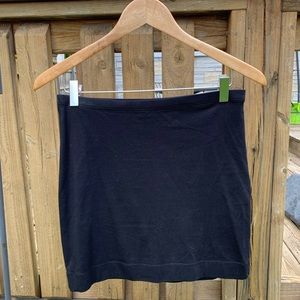 Basic Black Knit Skirt